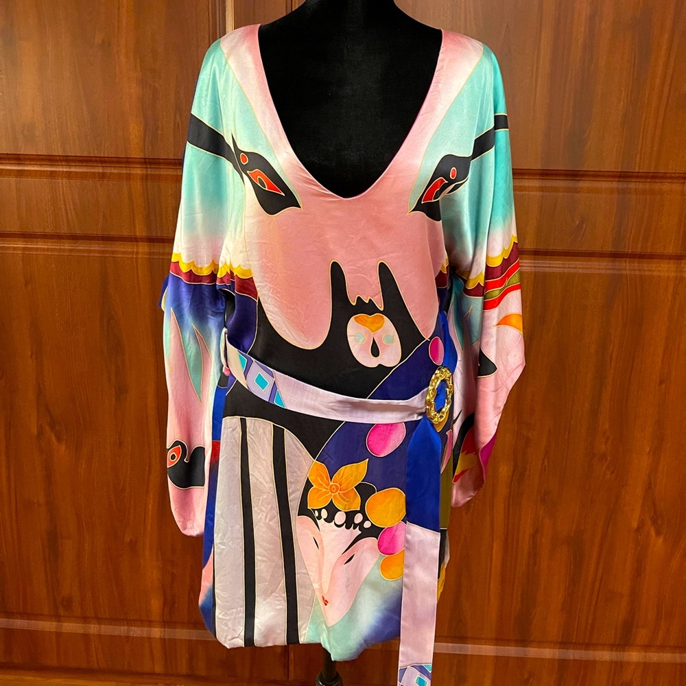 Rare Silky boutique kabuki butterfly dress by Meghan Los Angeles